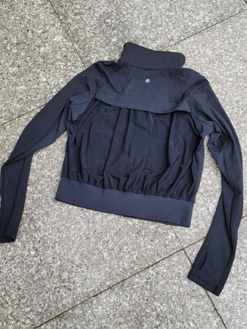 Lululemon light jacket